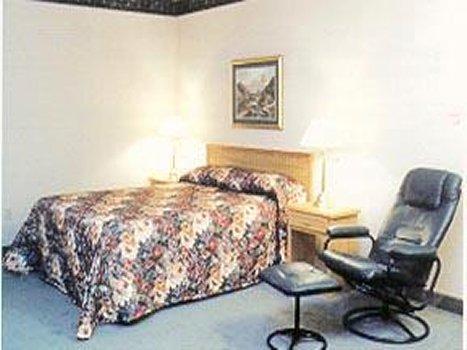 Quality Inn New Liskeard Экстерьер фото