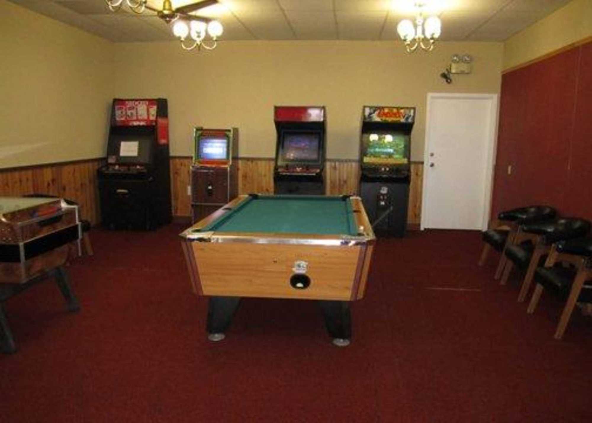 Quality Inn New Liskeard Удобства фото