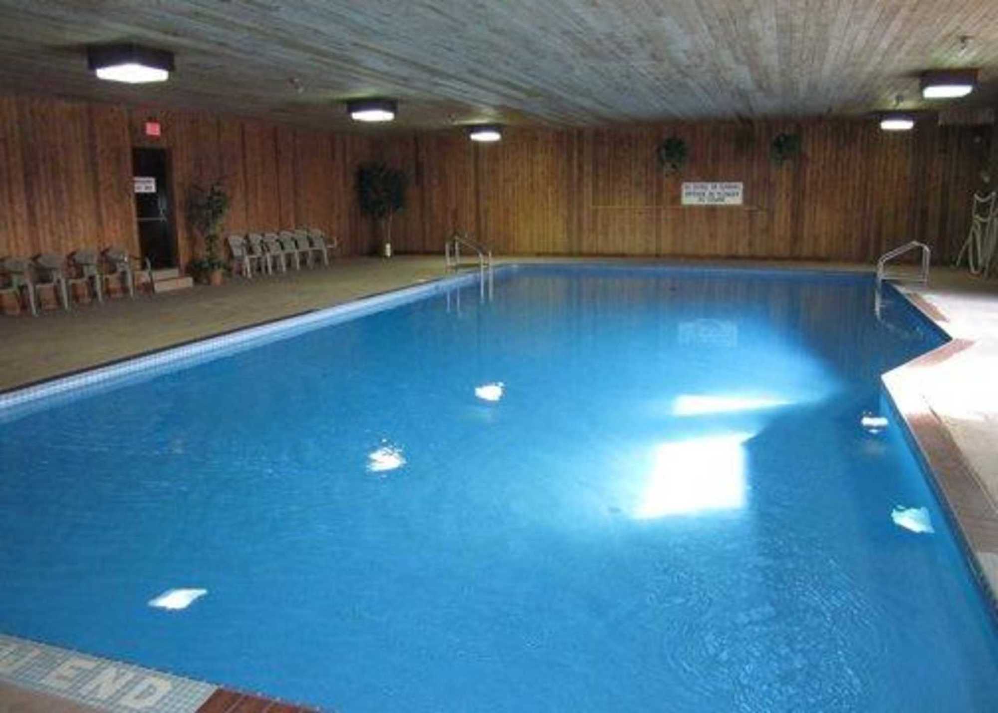 Quality Inn New Liskeard Удобства фото